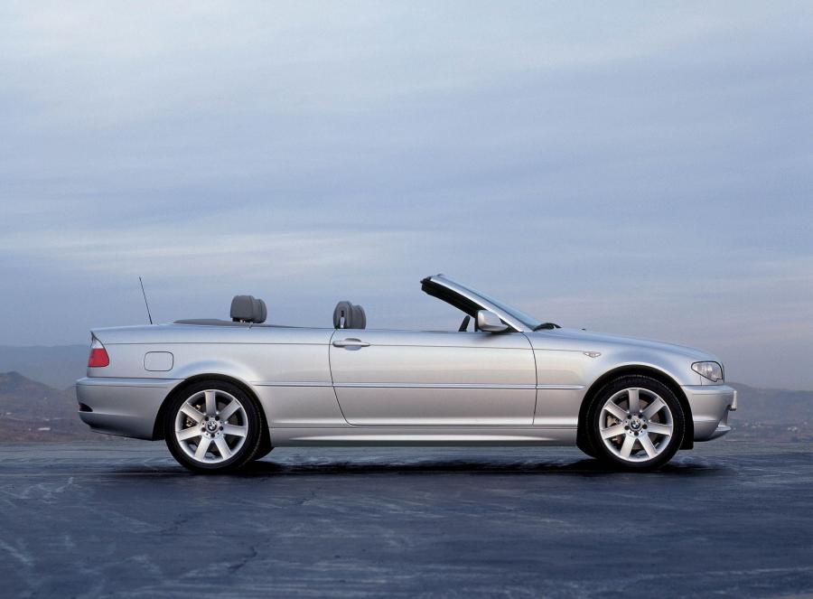  BMW 3-Series Convertible 2003 года  (фото 6 из 17)